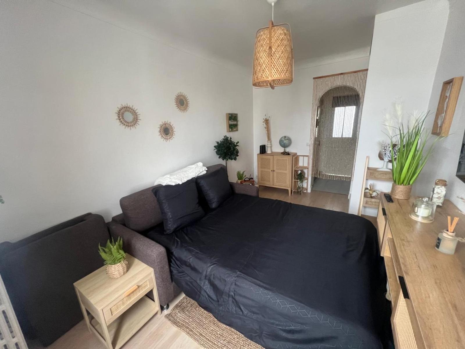 Charmant Appartement Aux Portes De Paris - 2Pax Saint-Ouen  Esterno foto